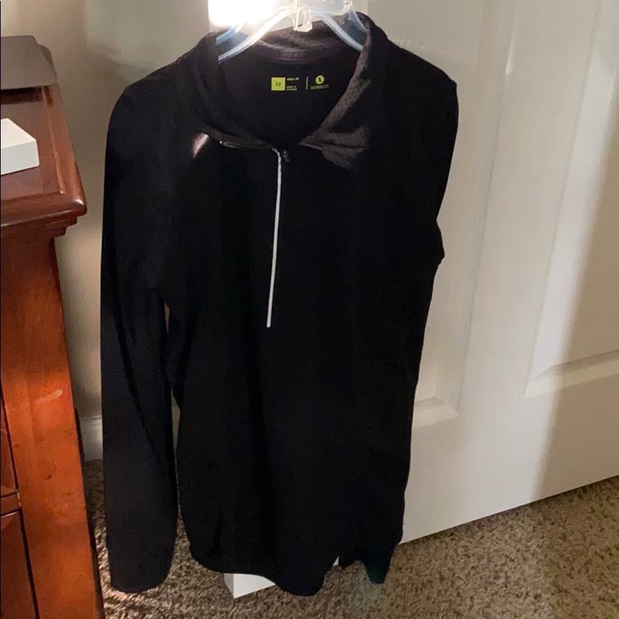 Performance Quarter Zip